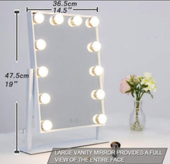 Profesionalno LED kozmetičko ogledalo za šminkanje